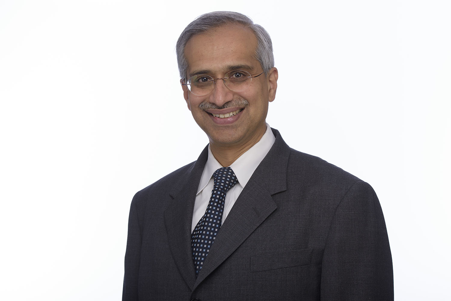 Dr. Myur Srikanth, Board-Certified Bariatric Surgeon